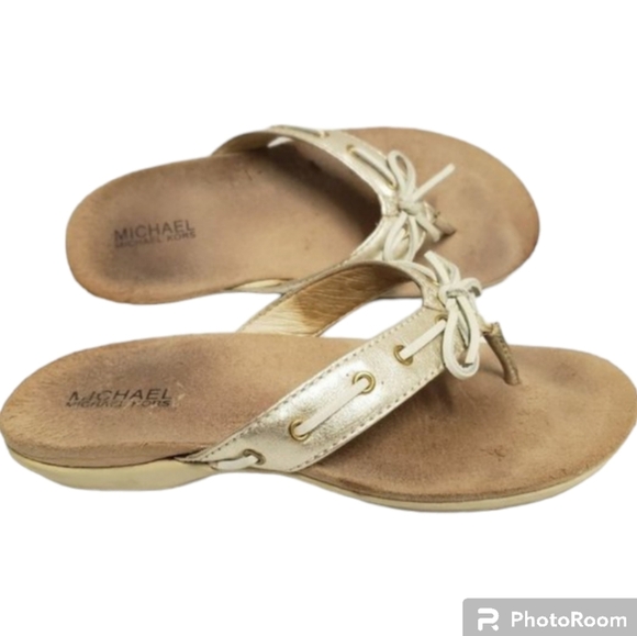 Michael Michael Kors sz 7.5 gold thong Sandals leather support - Picture 1 of 12